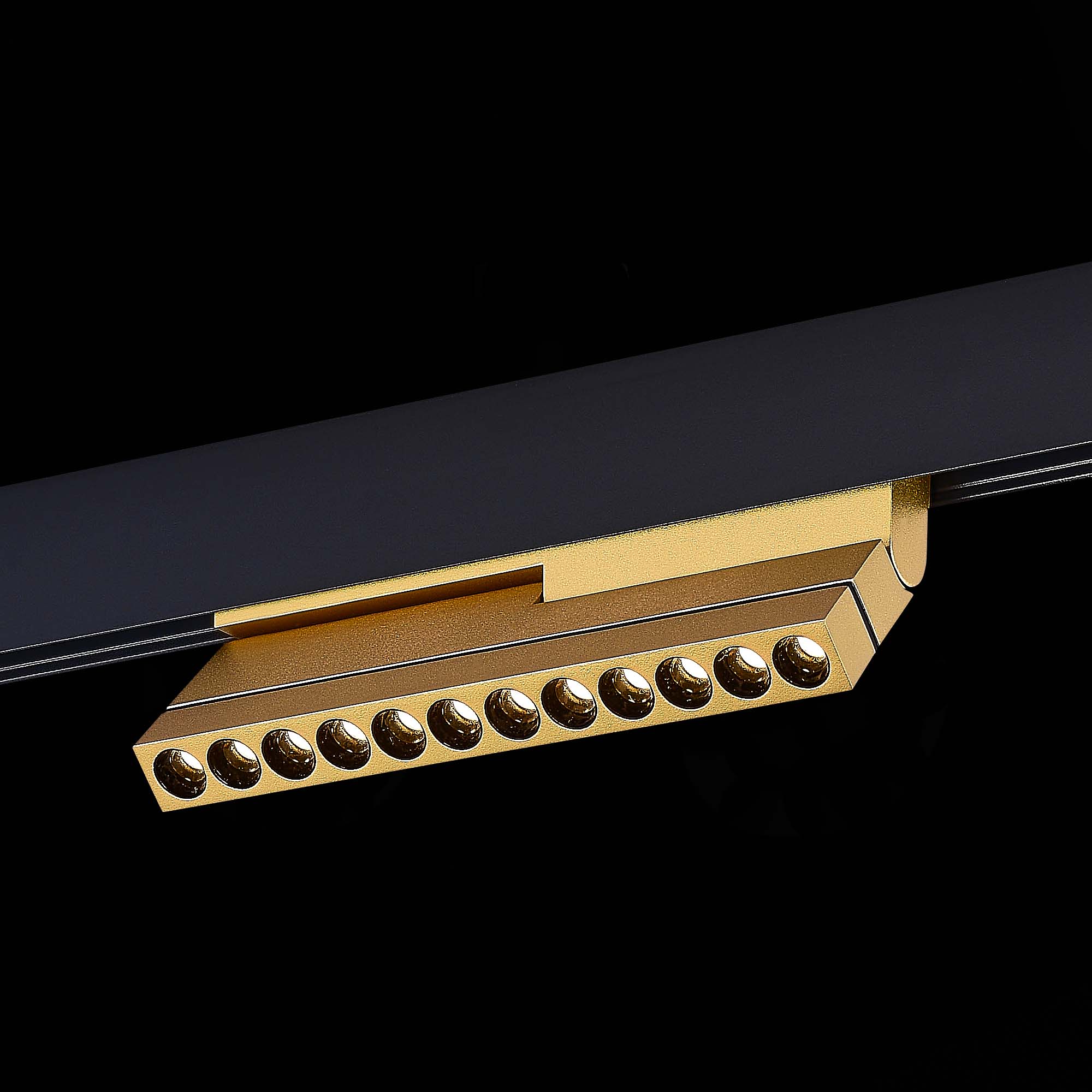 Магнитный трековый светильник ST Luce SKYLINE 48 High-tech ST805.236.12