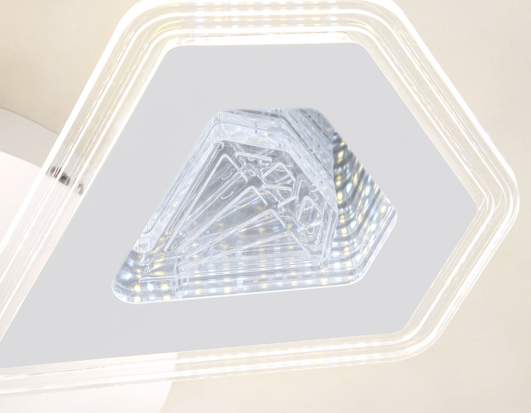 Потолочная люстра Ambrella light с пультом Original FA4030_AMB