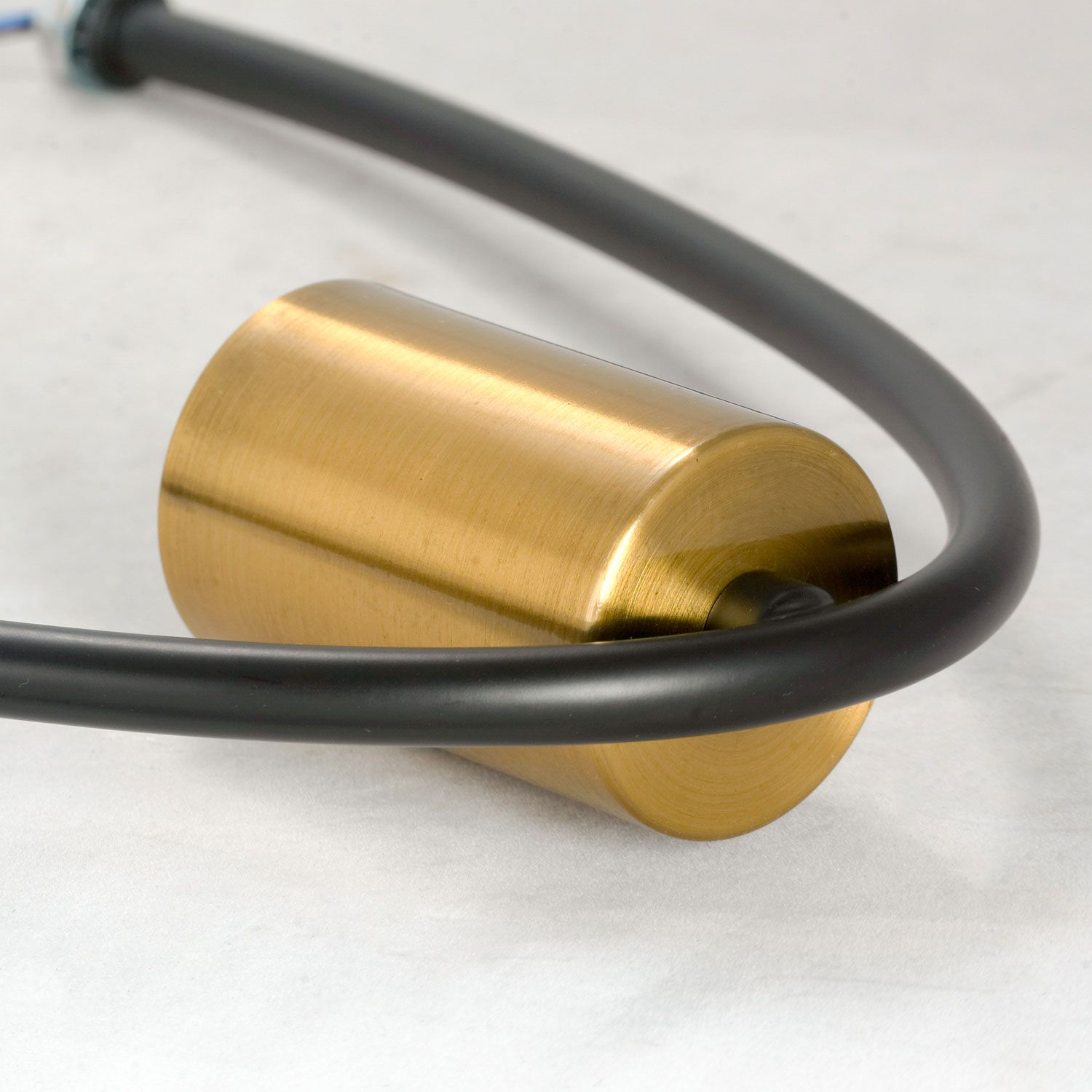 Потолочная люстра Lussole GARLAND LSP-8374