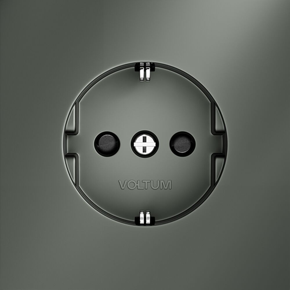 Розетка встраиваемая VOLTUM S70 с заземлением и защитными шторками, 16А VLS040206