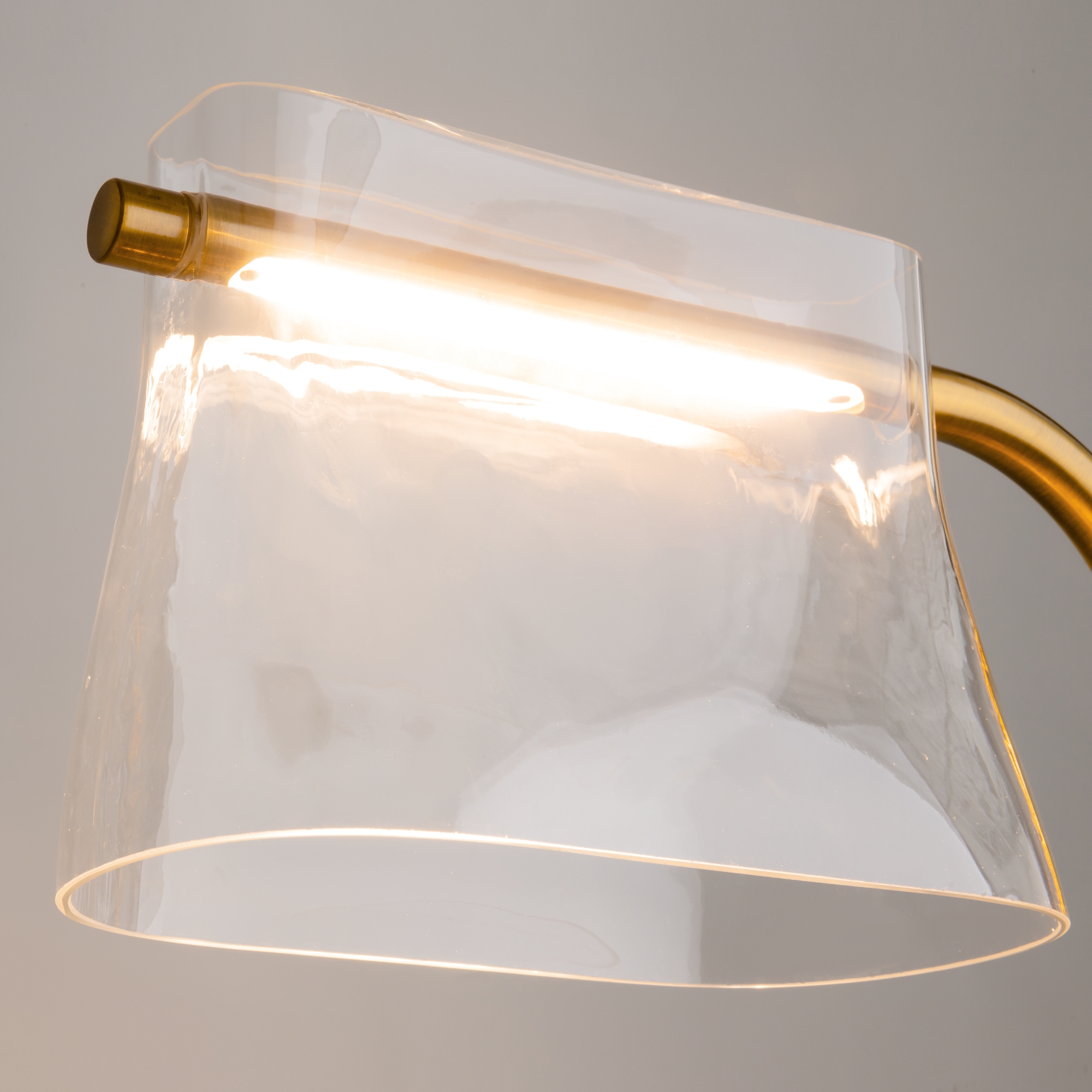 Настольный светильник Maytoni Cabaret MOD170TL-L8BS3K_MY