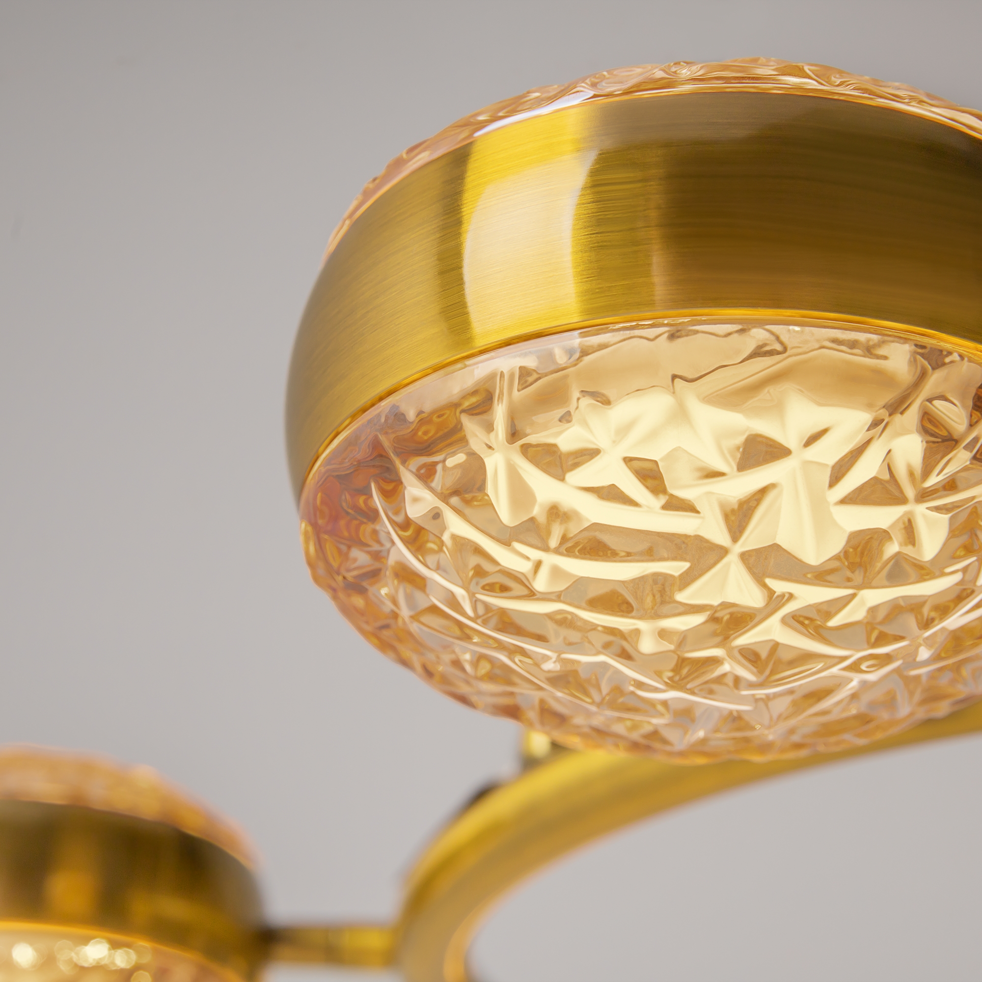 Подвесная люстра Maytoni Mind MOD299PL-L80BS3K_MY