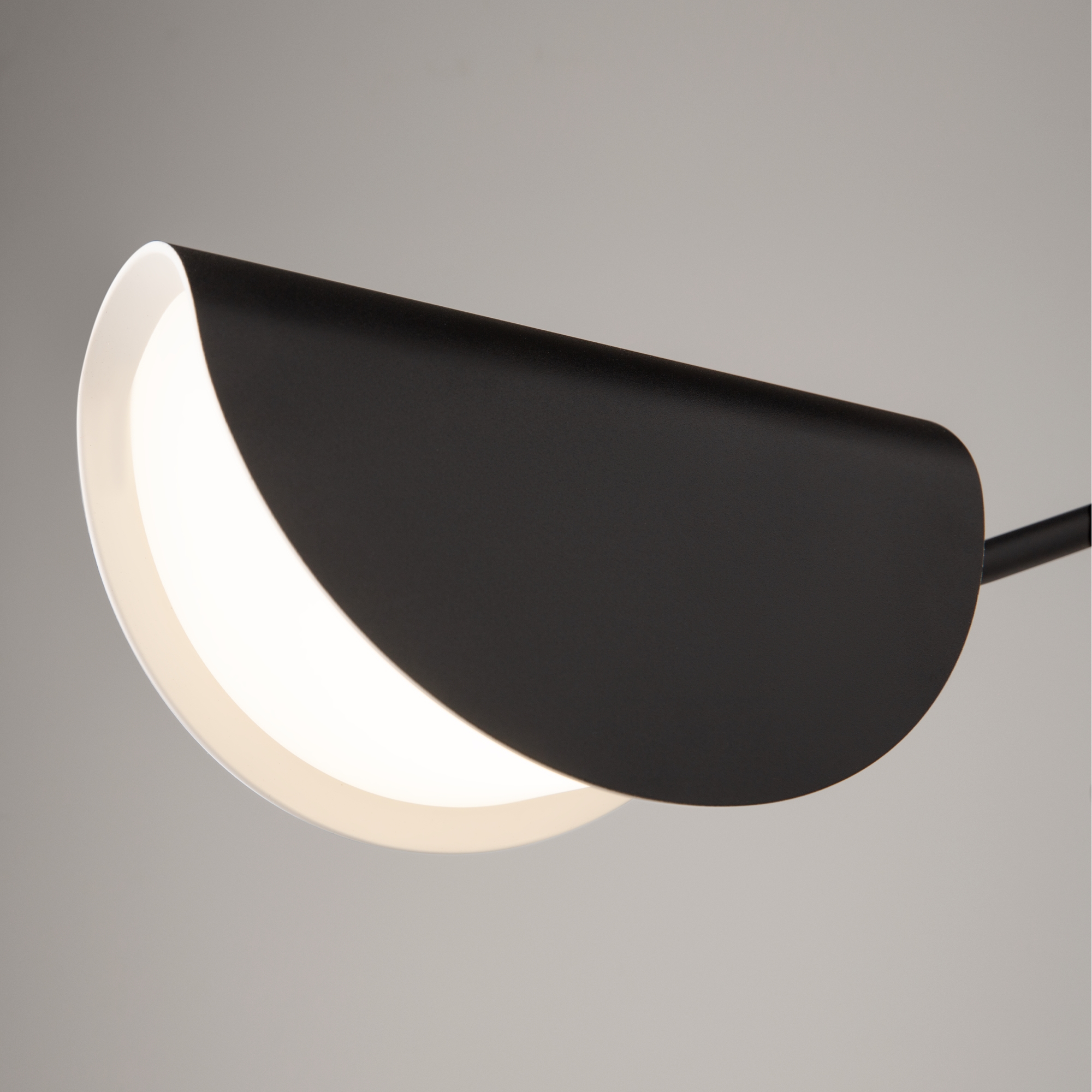 Настенный светильник Maytoni (бра) Mollis MOD126WL-01B1_MY