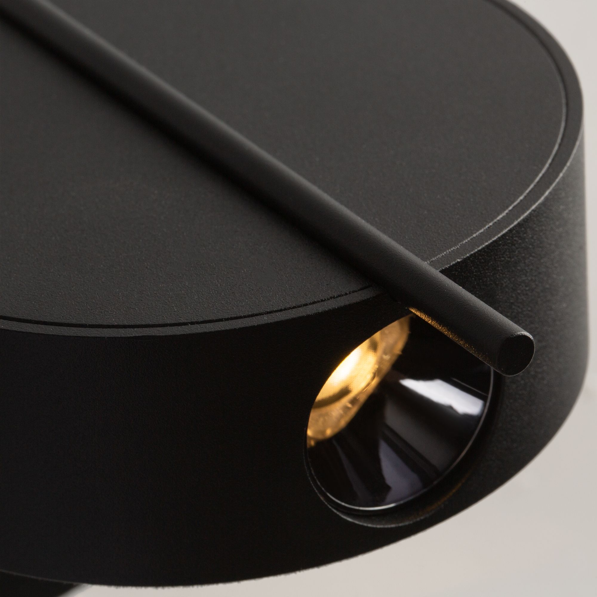 Настенный светильник Maytoni Nuance MOD180WL-L4B3K_MY