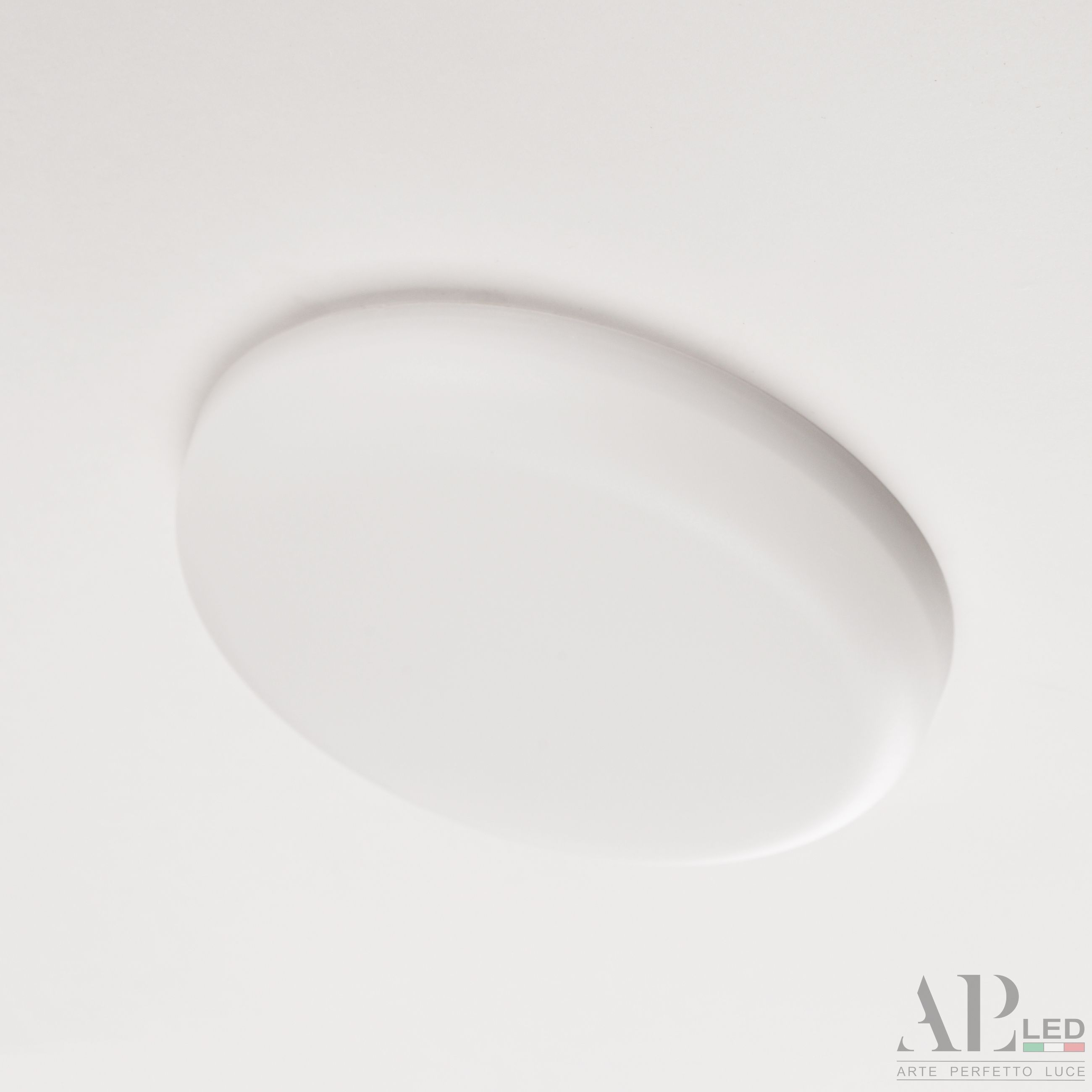 Встраиваемый Светильник Ingrid 3322.FAP222R/18W/4K_BI