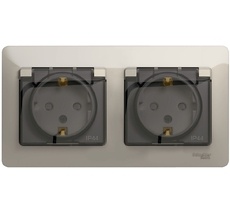 Розетка встраиваемая двойная с заземлением, шторками и крышкой (молочный) IP44 Systeme Electric GSL000947