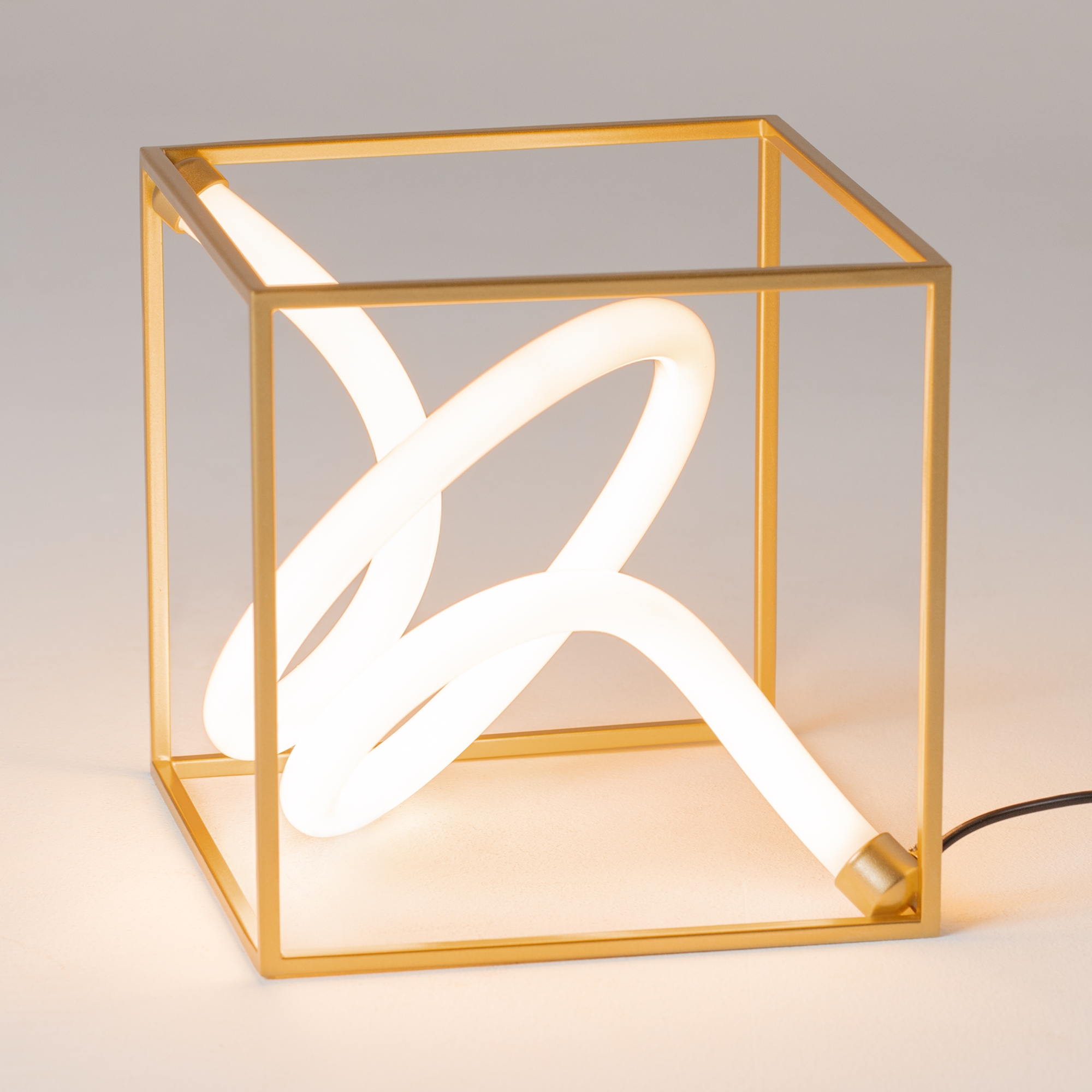 Настольная лампа Maytoni Membrane MOD345TL-L11BS3K_MY