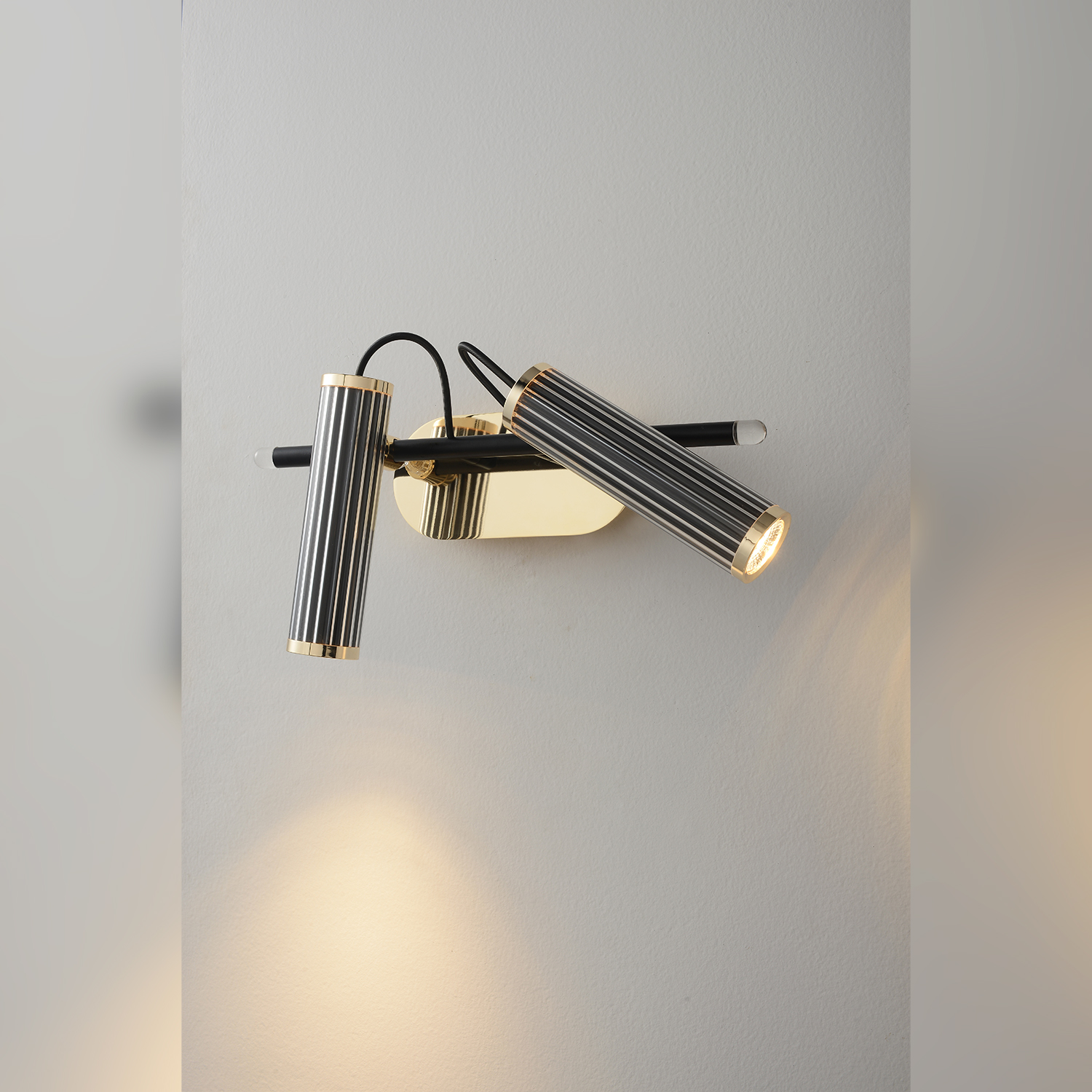 Настенный светиьник Crystal Lux EMILIA EMILIA AP2 GOLD_CR