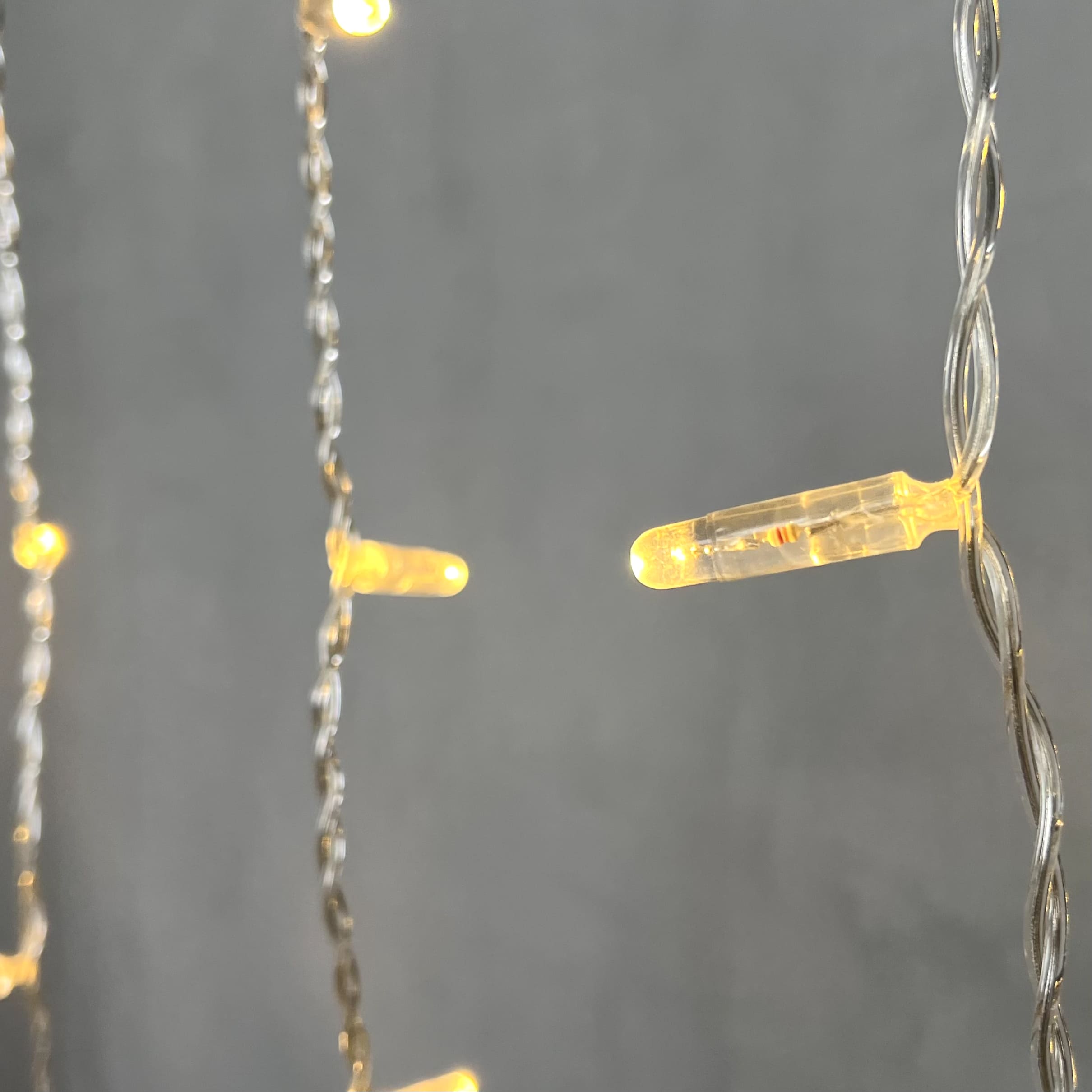 Гирлянда LTC Бахрома с Колпачком 3,2 x 0,9 м Тепло-Белая 220В, 180 LED PIL180CAP-10-2WW