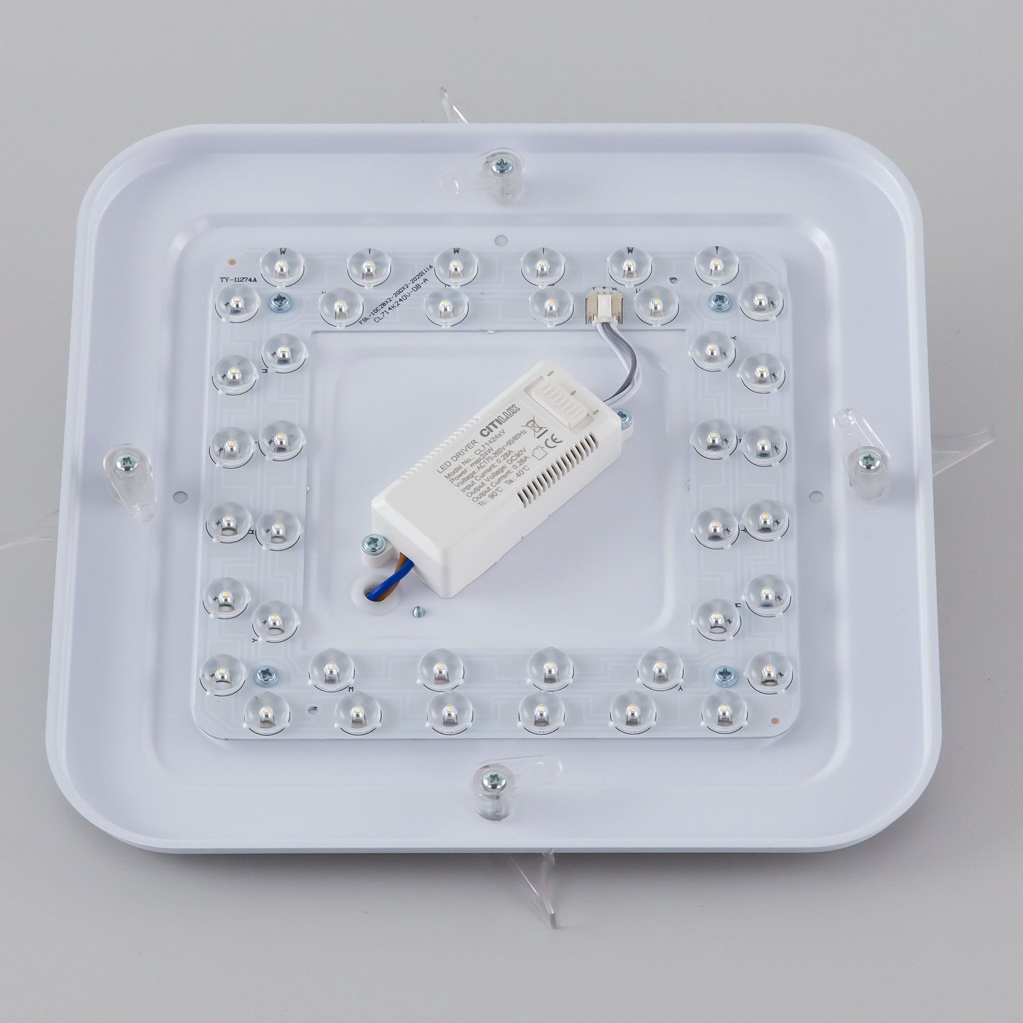 Потолочный светильник CitiLux Симпла CL714K240V