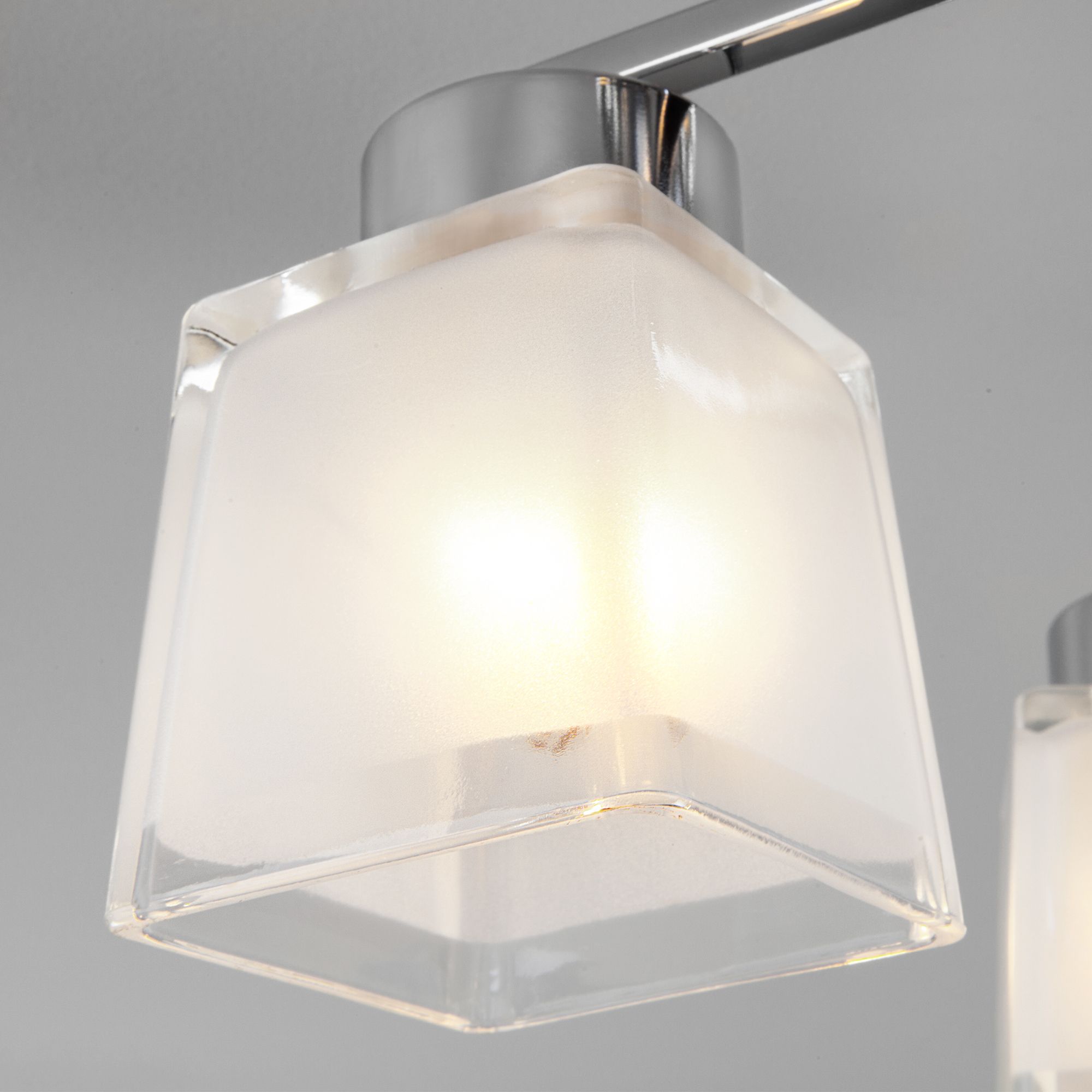 Потолочная люстра Eurosvet Delfi a047322_EU