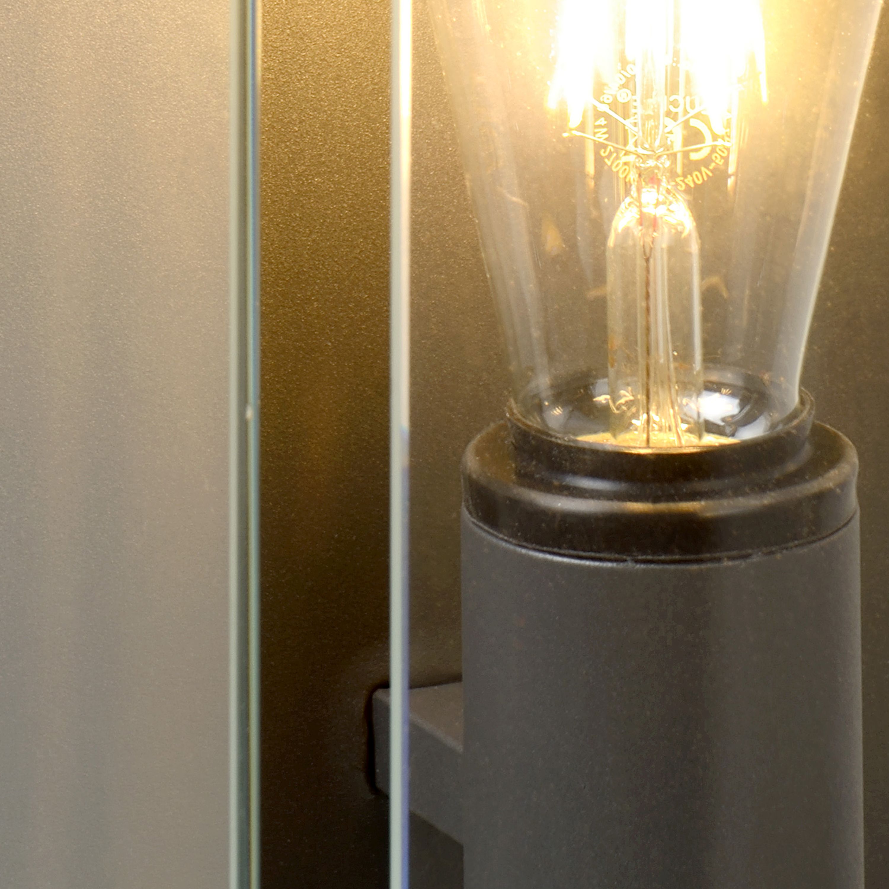 Настенный светильник Lucide CLAIRE 27883/01/30