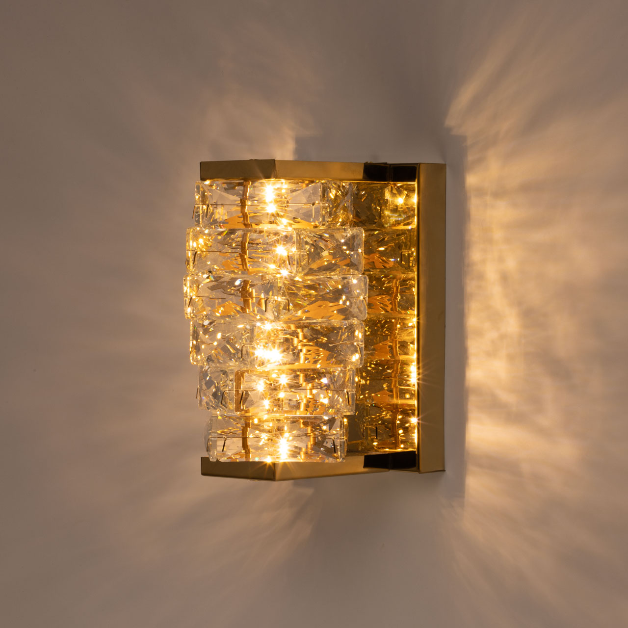 Настенный светильник MW-Light Гослар 498027601_MW