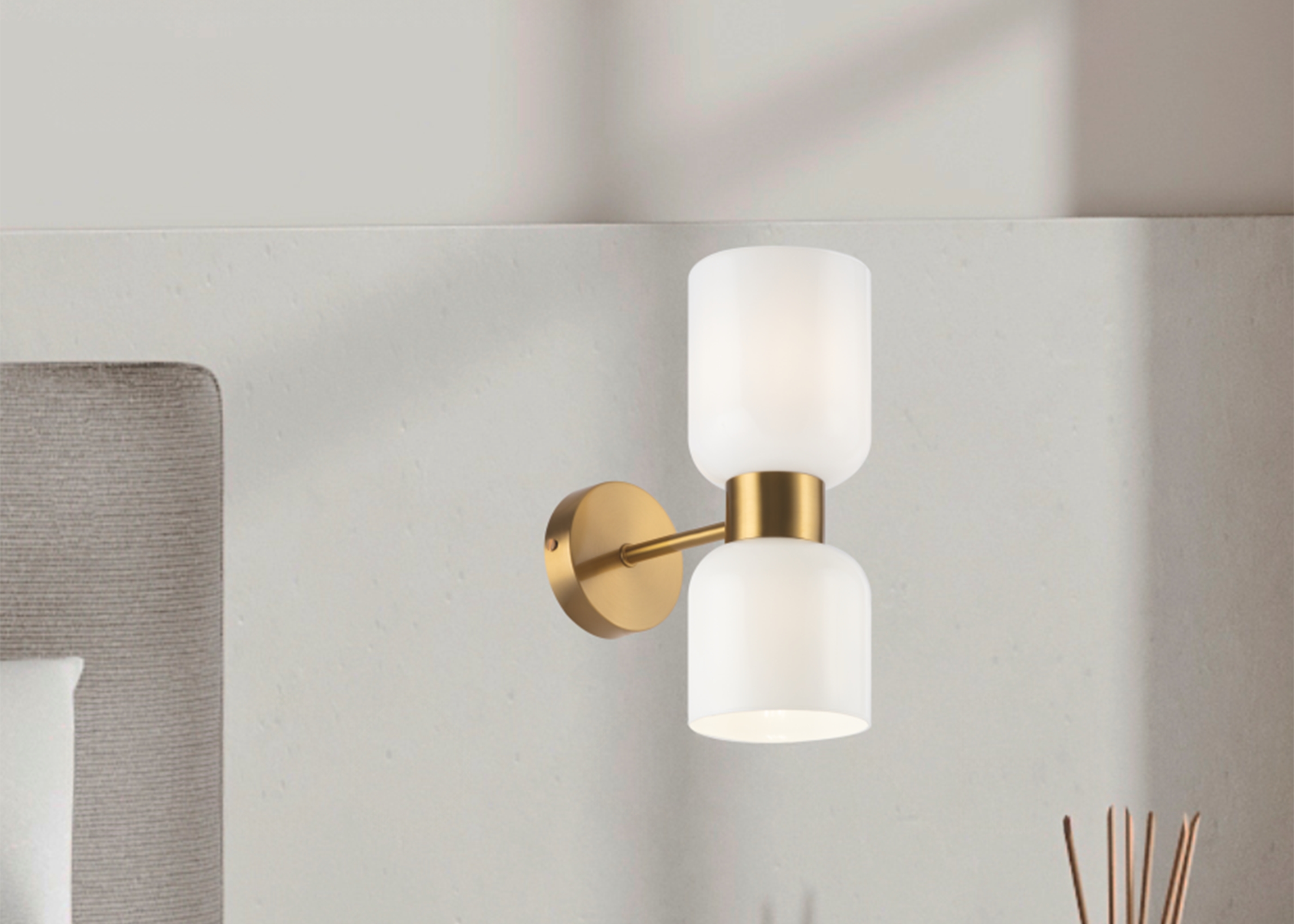 Бра Freya Savia FR5203WL-02BS_MY