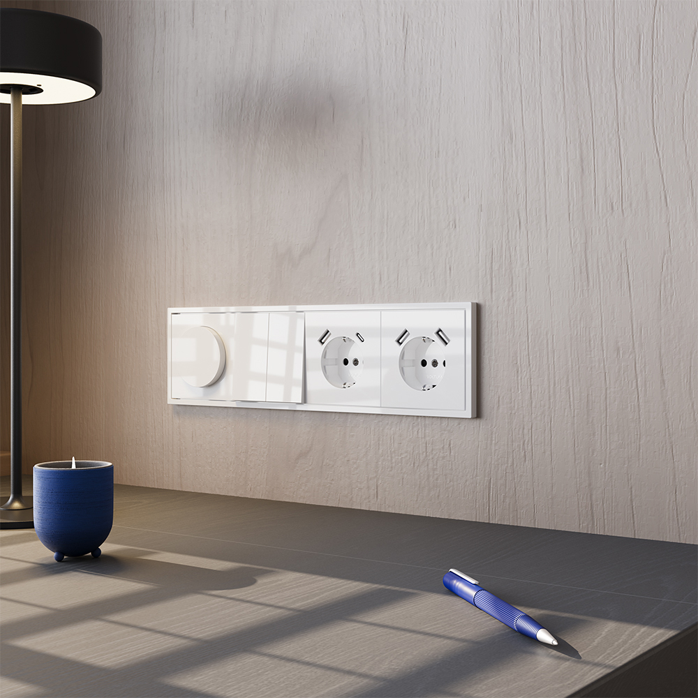 Розетка встраиваемая VOLTUM S70 с заземлением и защитными шторками, 16А, с USB, A+С VLS040501