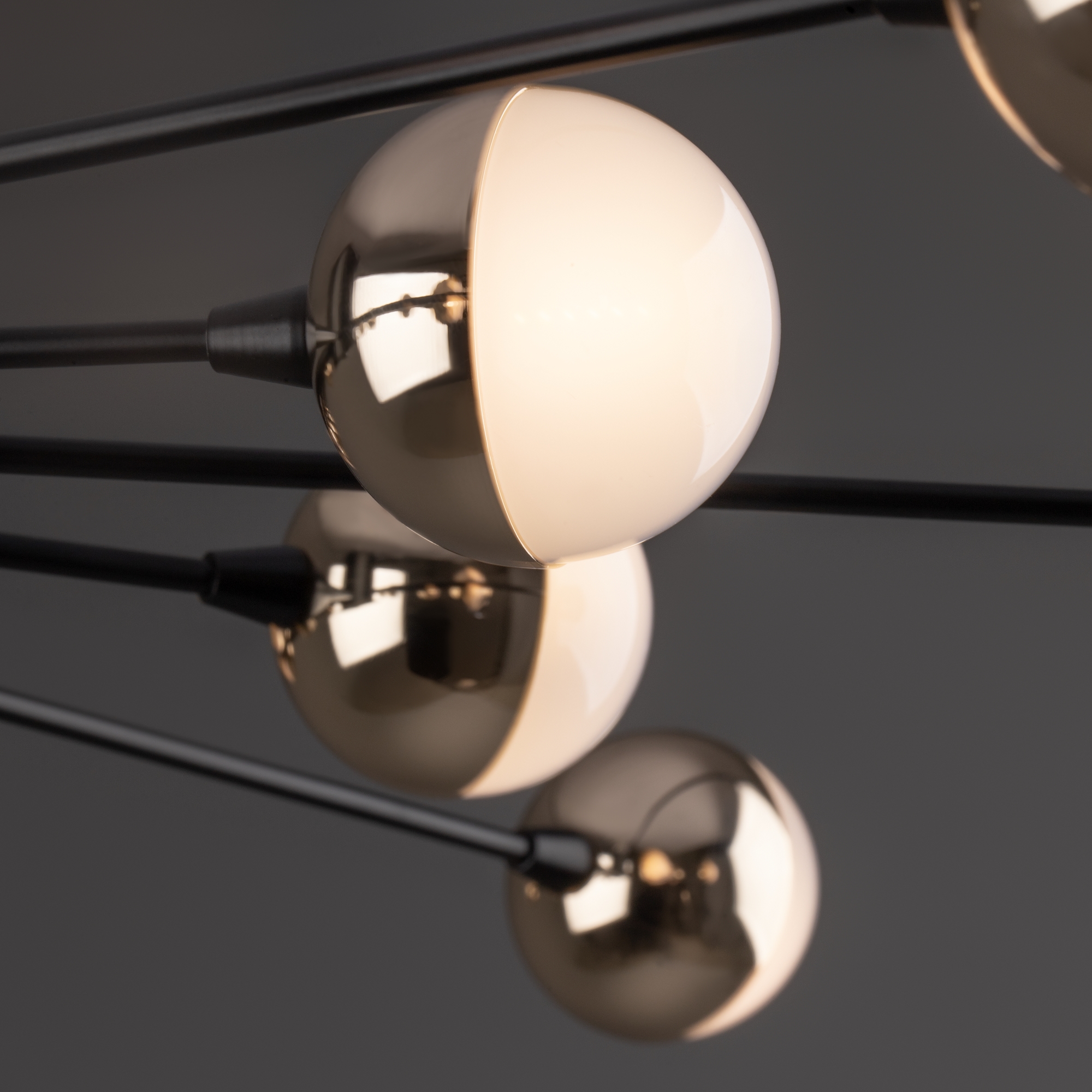 Потолочный светильник Freya Celebrity FR5242CL-16B_MY