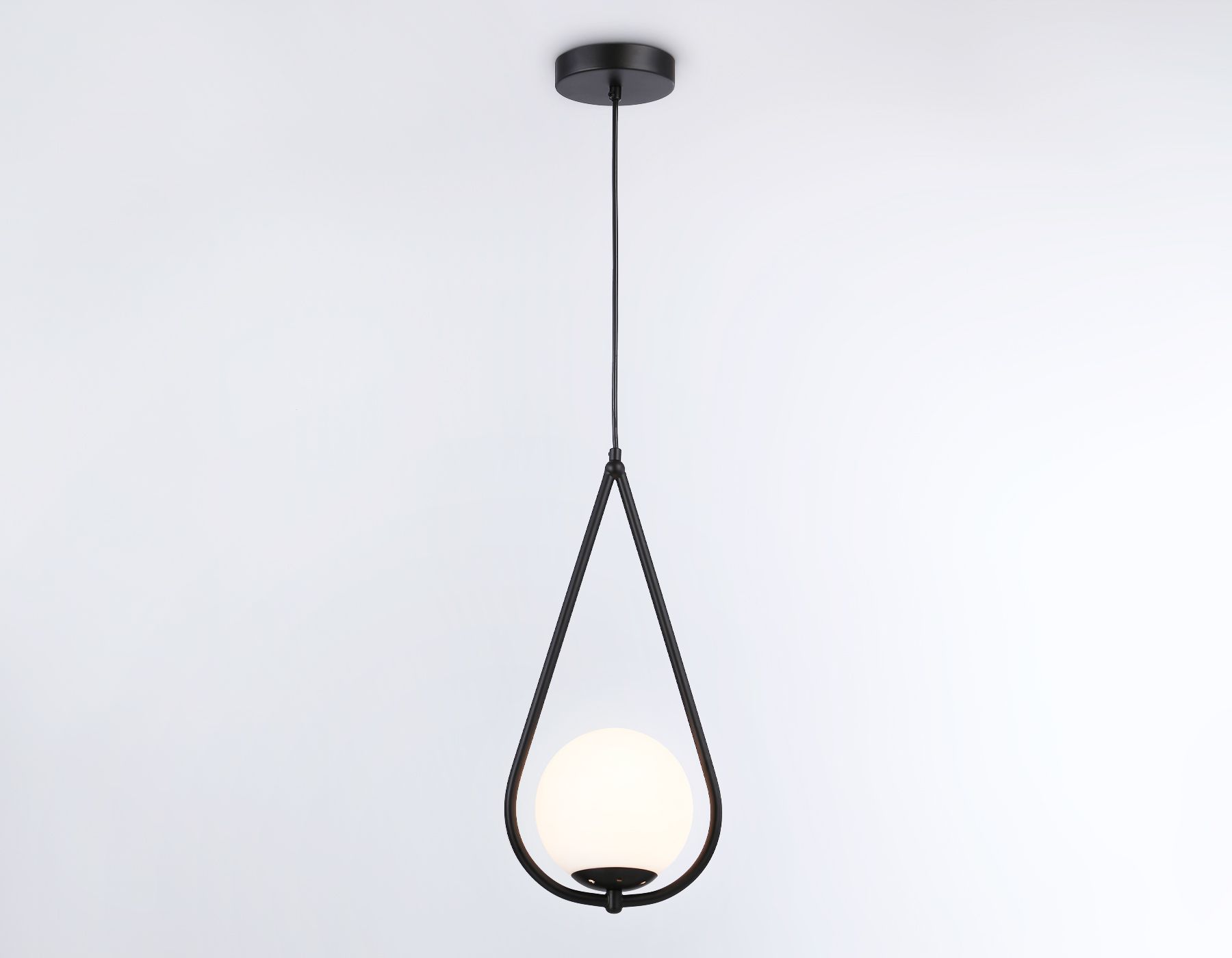 Подвесной светильник Ambrella Light TRADITIONAL TR2598_AMB