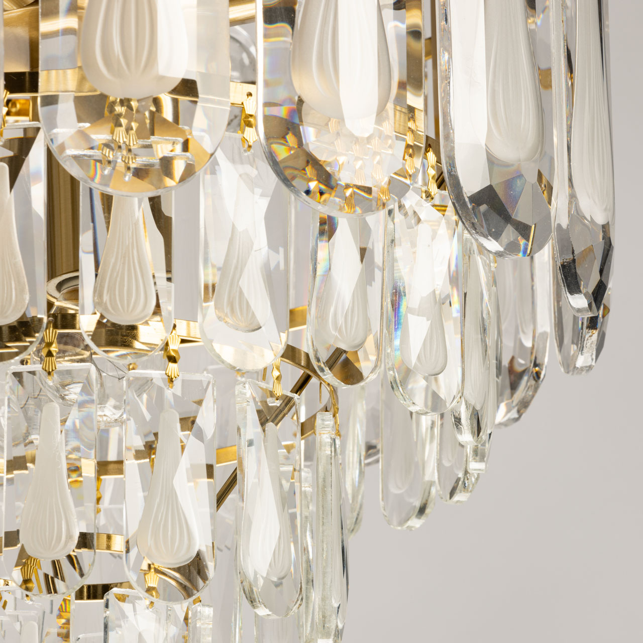 Подвесная люстра De City Аделард 642019306_MW