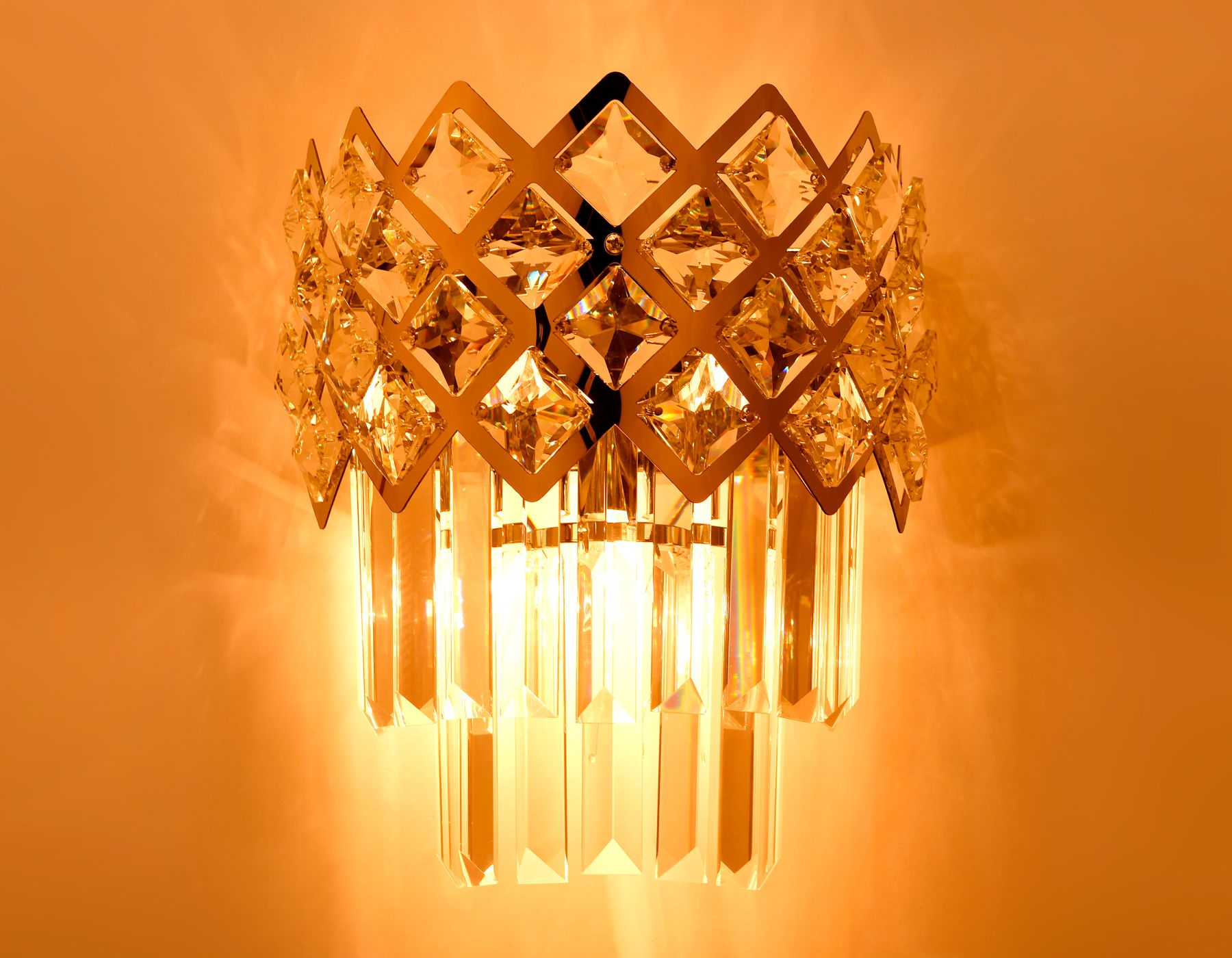 Настенный светильник Ambrella light с хрусталем TR TR5282_AMB